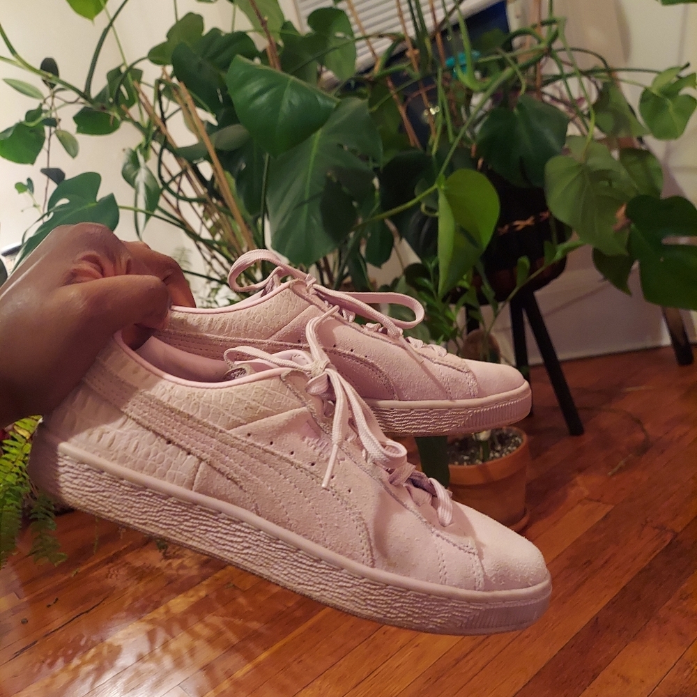 Light Purple Puma Suede Sneakers